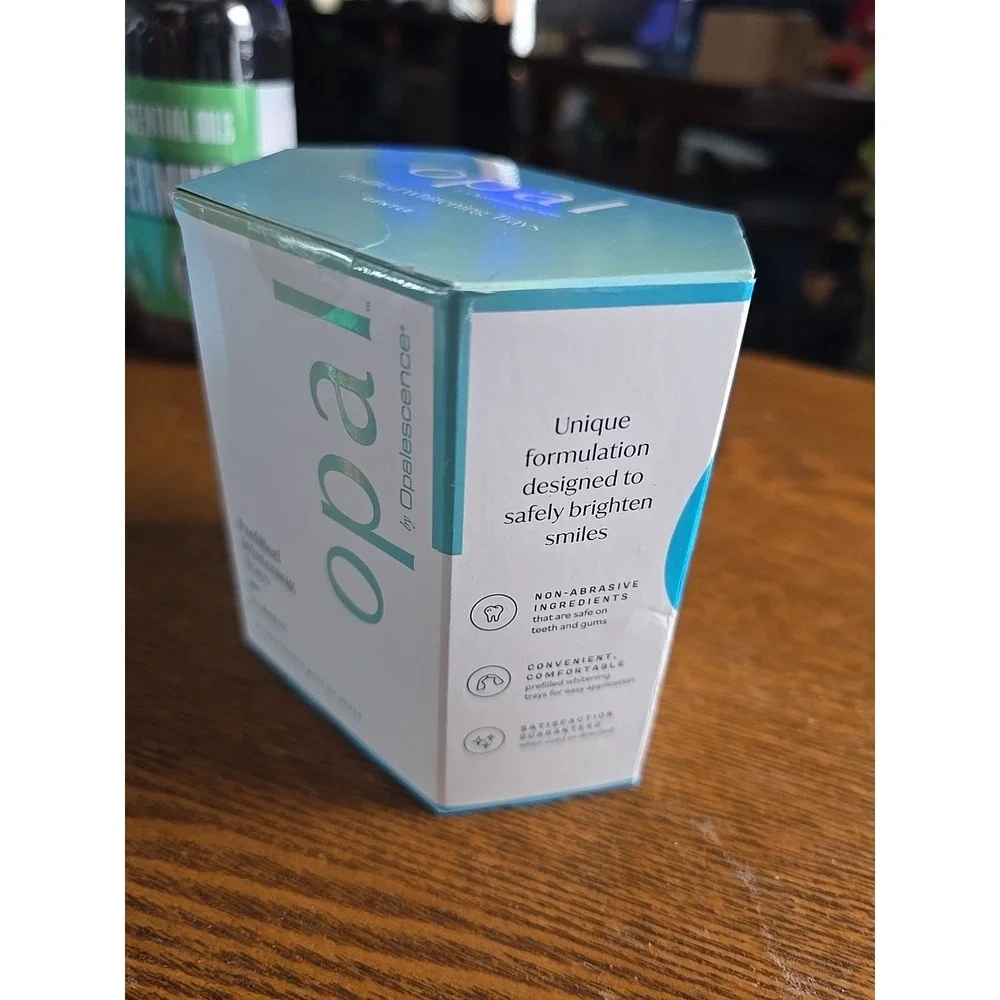 Opal by 0palescence Classic‎ Prefilled Teeth Whitening Trays 7 Treatments